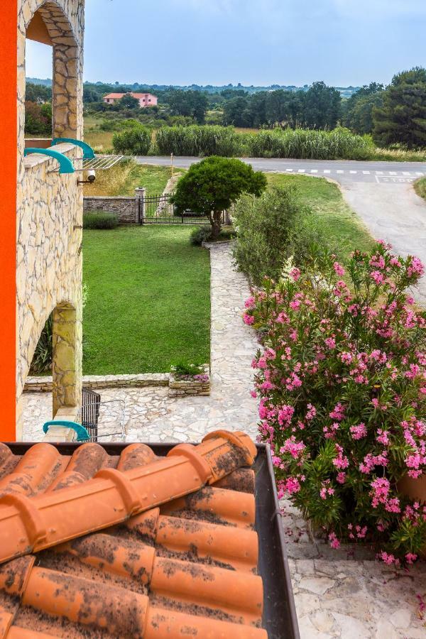 Villa Orange II Medulin Exterior photo