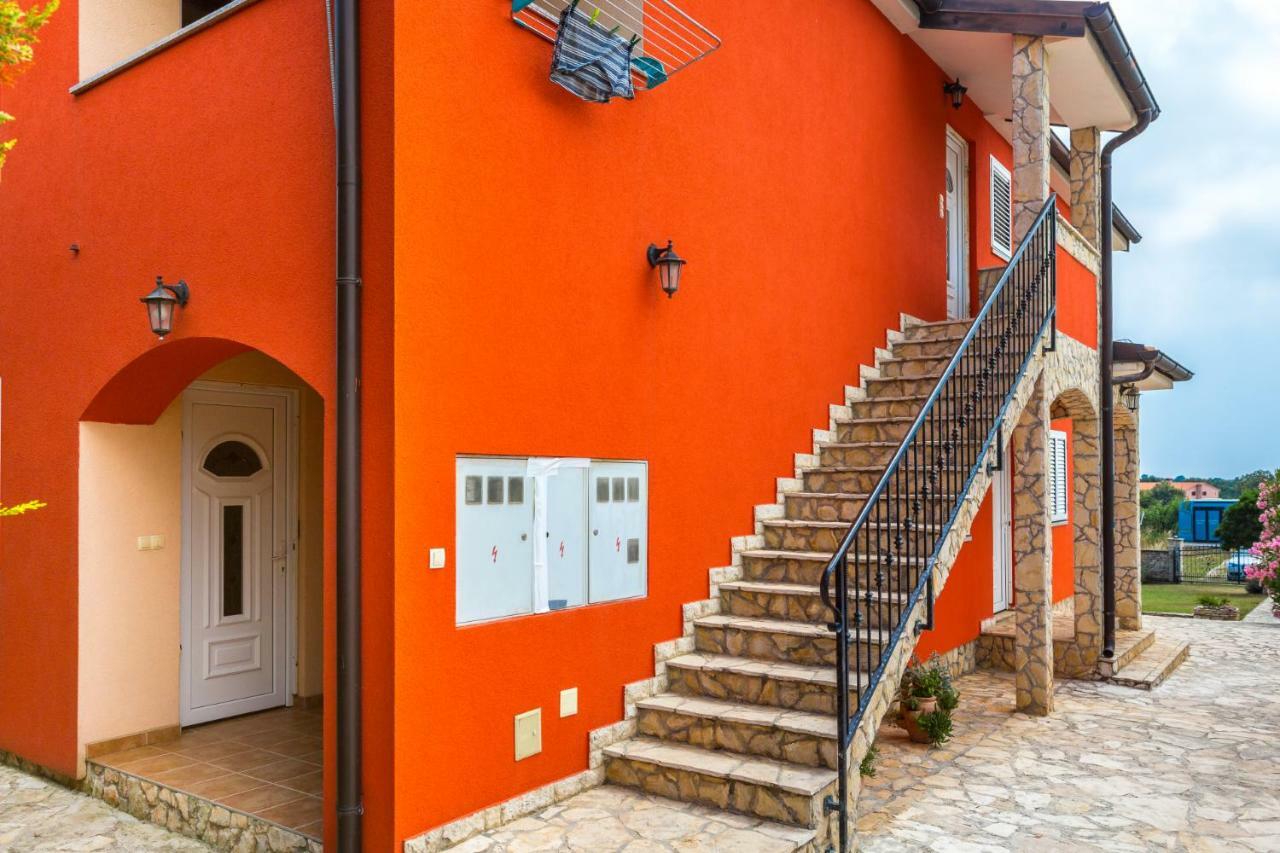Villa Orange II Medulin Exterior photo