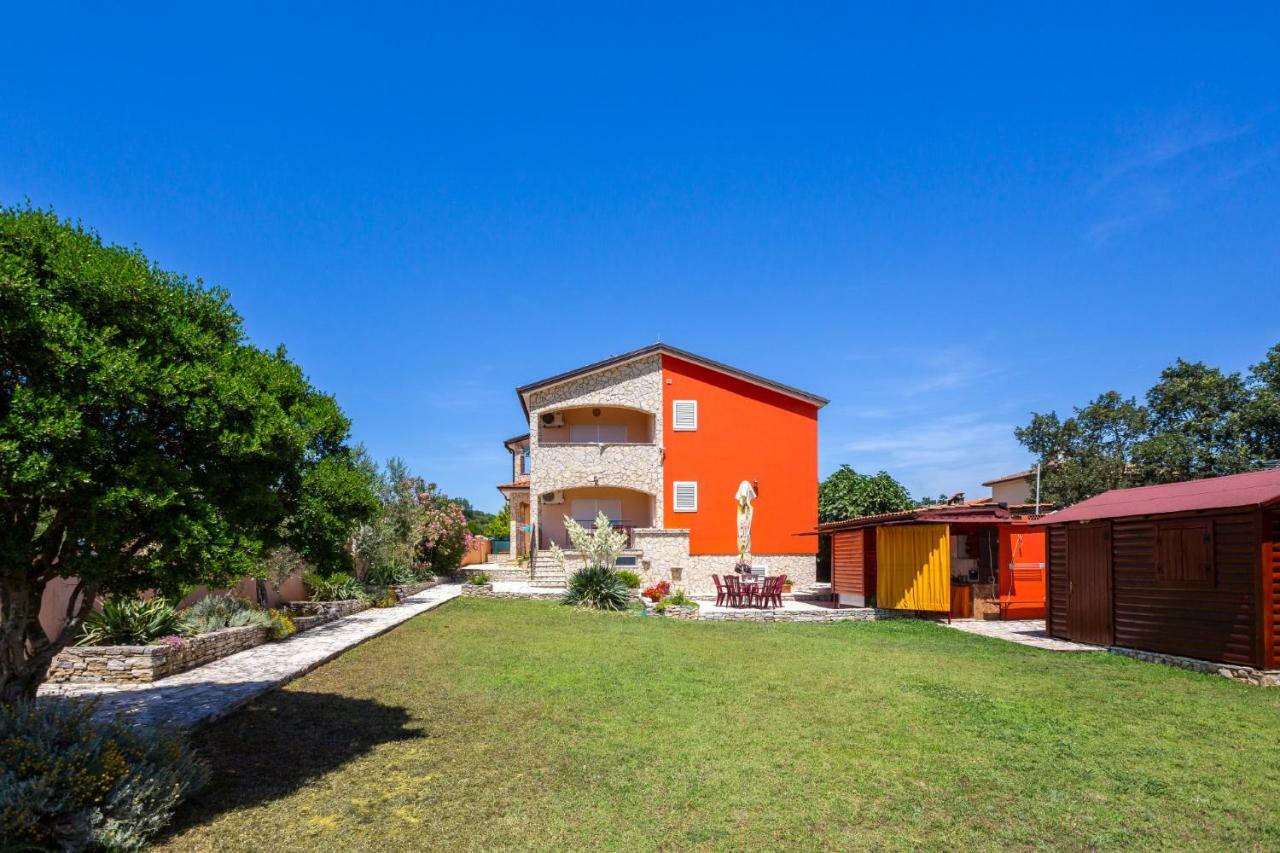 Villa Orange II Medulin Exterior photo