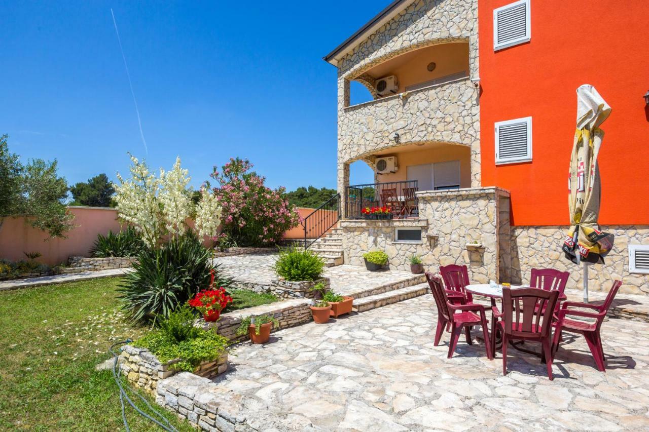 Villa Orange II Medulin Exterior photo