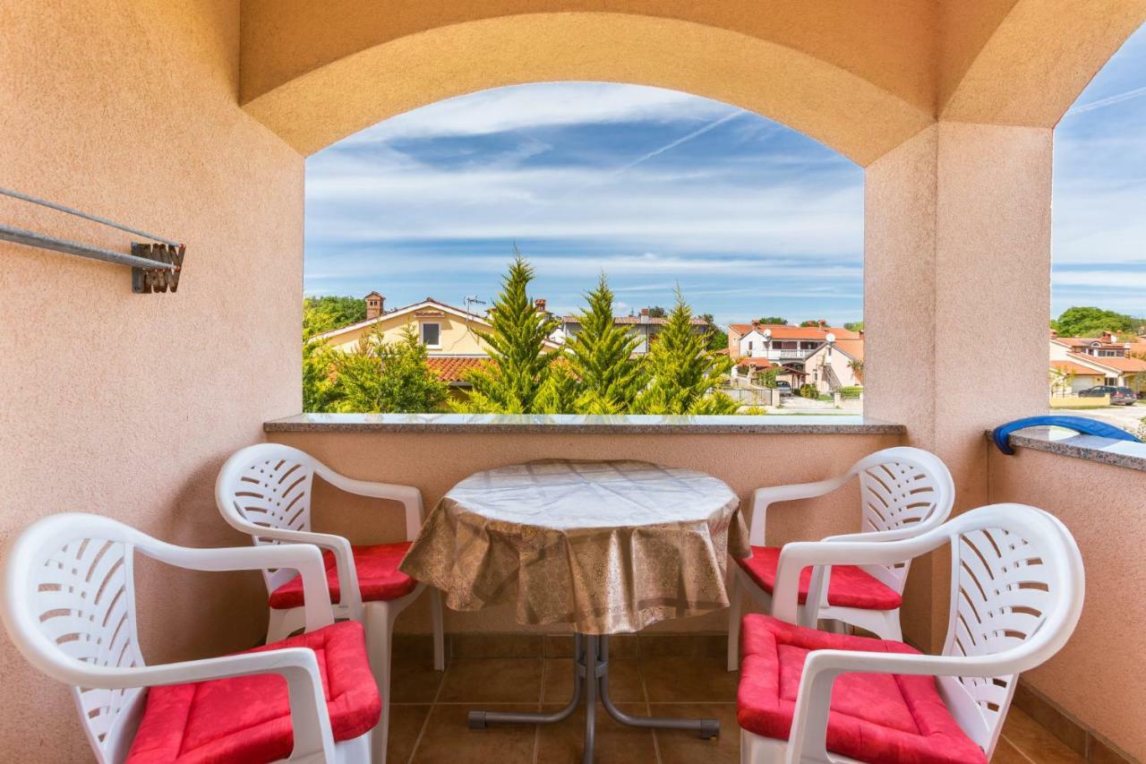 Villa Orange II Medulin Exterior photo
